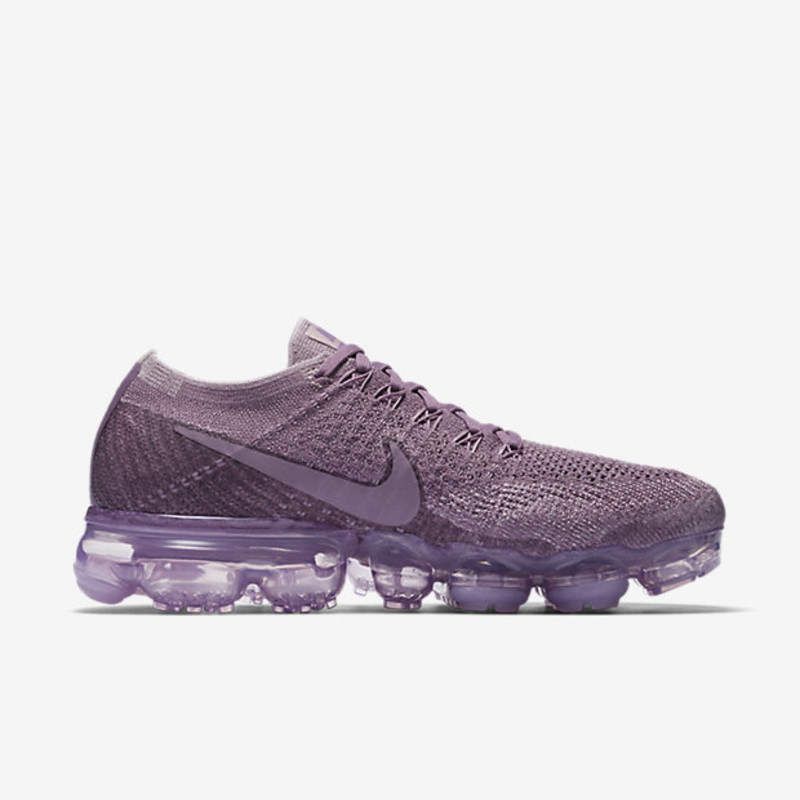 Vapormax deals violet dust